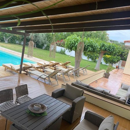 Relaxing Villa With Swimming Pool And Garden Agios Georgios  Exteriör bild