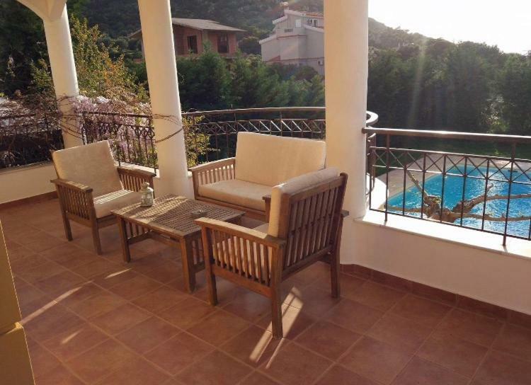 Relaxing Villa With Swimming Pool And Garden Agios Georgios  Exteriör bild